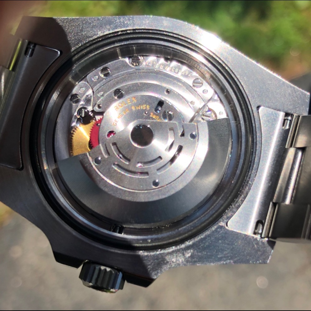 Rolex Hulk Submariner Date 116610LV, Full set 2017 - Picture 11 of 15